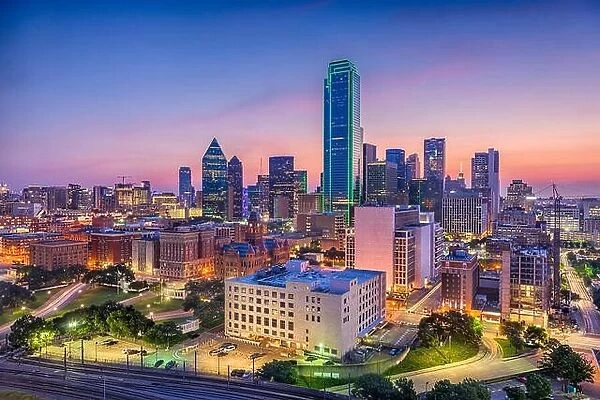 Dallas, Texas, USA city skyline