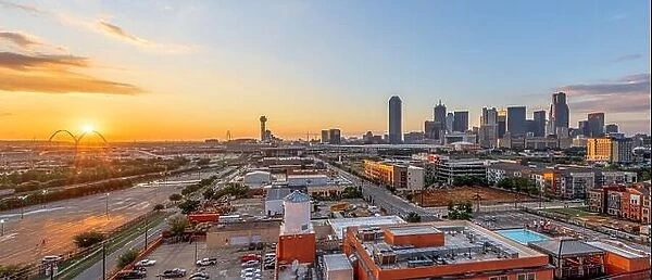 Dallas, Texas, USA skyline at dusk
