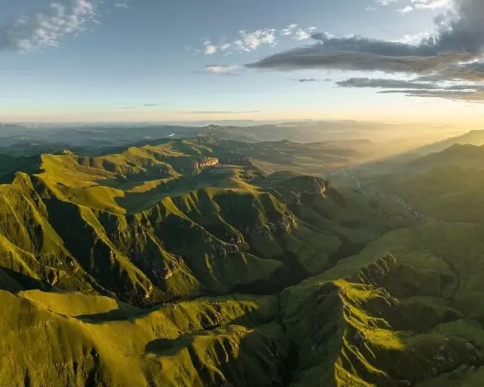 Framed Print : Dawn, Drakensberg Mountains, Royal Natal National Park, KwaZulu-Natal Province, South Africa Framed Print : Dawn, Drakensberg Mountains, Royal Natal National Park, KwaZulu-Natal Province, South Africa
