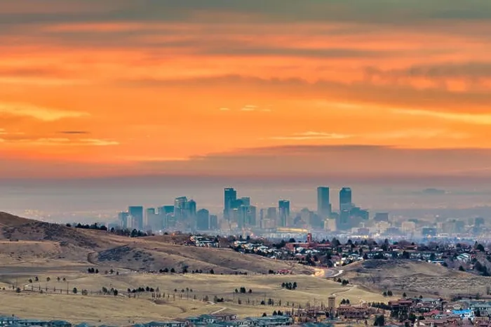 Framed Print : Denver, Colorado, USA downtown skyline viewed from Red Rocks at dawn Framed Print : Denver, Colorado, USA downtown skyline viewed from Red Rocks at dawn