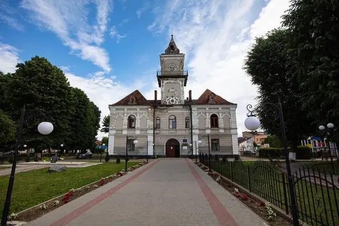 Framed Print : Dobromyl, Ukraine - July, 2021: Town Hall in Dobromyl, Ukraine Framed Print : Dobromyl, Ukraine - July, 2021: Town Hall in Dobromyl, Ukraine