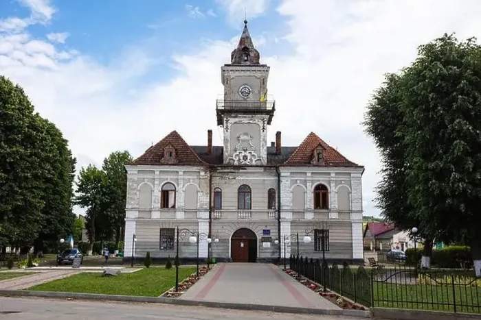 Framed Print : Dobromyl, Ukraine - July, 2021: Town Hall in Dobromyl, Ukraine Framed Print : Dobromyl, Ukraine - July, 2021: Town Hall in Dobromyl, Ukraine