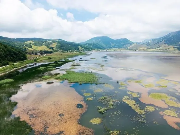 Framed Print : Drone-captured photograph at Lake Matese Framed Print : Drone-captured photograph at Lake Matese