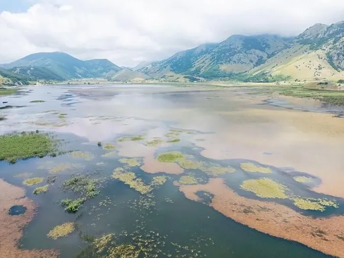 Framed Print : Drone-captured photograph at Lake Matese Framed Print : Drone-captured photograph at Lake Matese