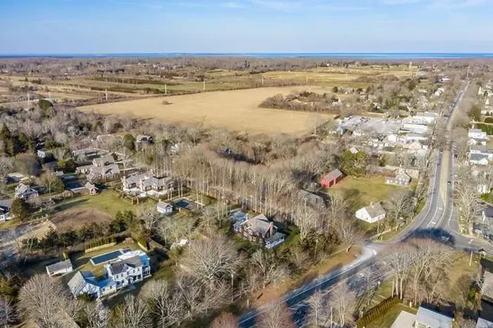 Framed Print : Drone image of Amagansett, NY in Winter looking East Framed Print : Drone image of Amagansett, NY in Winter looking East