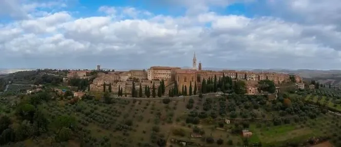 Framed Print : Drone panorama view of the Tuscan hilltop village of Pienza Framed Print : Drone panorama view of the Tuscan hilltop village of Pienza