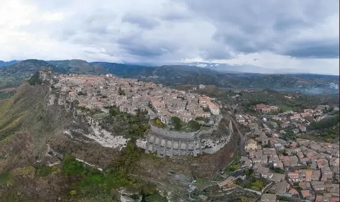 Framed Print : Drone perspective of the picturesque mountain village of Gerace in Calabria Framed Print : Drone perspective of the picturesque mountain village of Gerace in Calabria