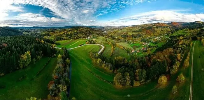 Framed Print : A drone rises above a multi-colored valley in the Vosges Framed Print : A drone rises above a multi-colored valley in the Vosges