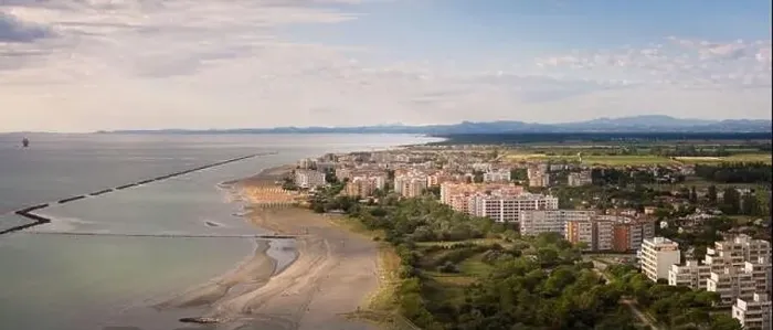 Framed Print : Drone shot of sandy beach with umbrellas and gazebos Framed Print : Drone shot of sandy beach with umbrellas and gazebos