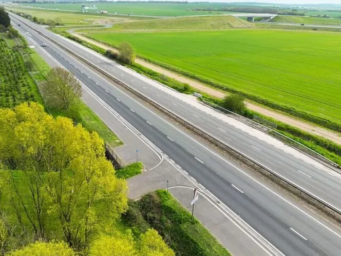 Framed Print : Drone view of part of anEnglish dual carriage way shown in the East Anglian countryside Framed Print : Drone view of part of anEnglish dual carriage way shown in the East Anglian countryside