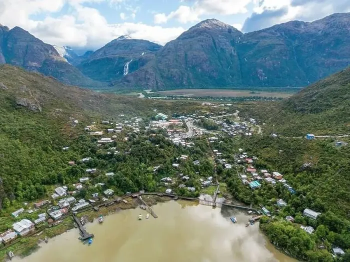 Framed Print : Drone view of Caleta Tortel with its small cabins - Discovering the beautiful village while traveling the Carretera Framed Print : Drone view of Caleta Tortel with its small cabins - Discovering the beautiful village while traveling the Carretera