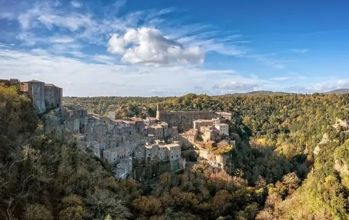 Framed Print : A drone view of the fortified medieval village of Sorano in Tuscany Framed Print : A drone view of the fortified medieval village of Sorano in Tuscany