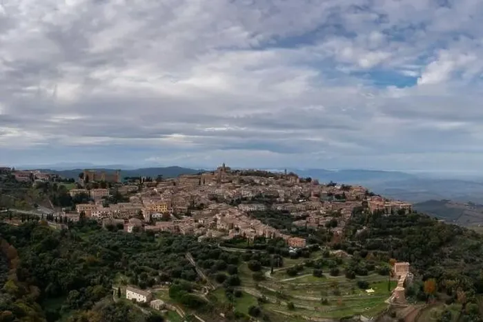 Framed Print : Drone view of the Tuscan hilltop village and wine capital of Montalcino Framed Print : Drone view of the Tuscan hilltop village and wine capital of Montalcino