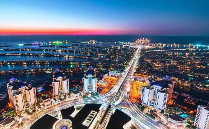Framed Print : Dubai city center view at sunrise, United Arab Emirate Framed Print : Dubai city center view at sunrise, United Arab Emirate