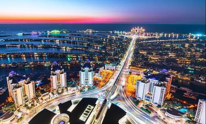 Framed Print : Dubai city center view at sunrise, United Arab Emirate Framed Print : Dubai city center view at sunrise, United Arab Emirate