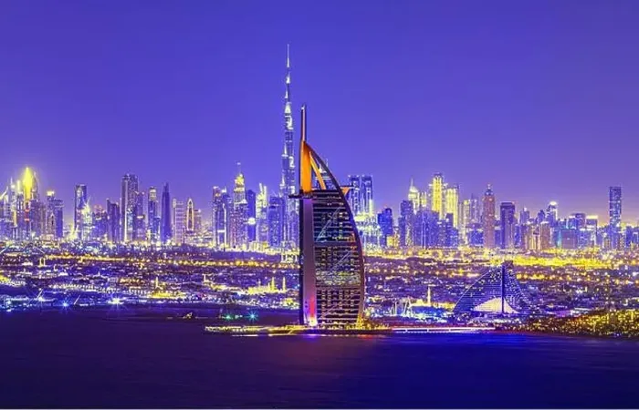 Framed Print : Dubai city center view at sunrise, United Arab Emirate Framed Print : Dubai city center view at sunrise, United Arab Emirate