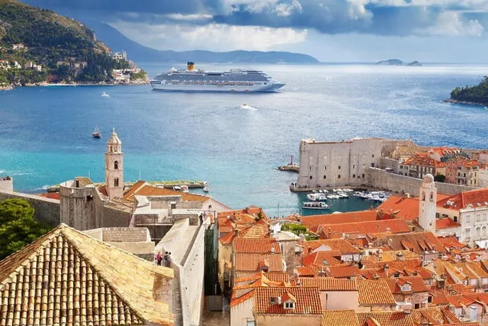 Framed Print : Dubrovnik, Croatia Framed Print : Dubrovnik, Croatia