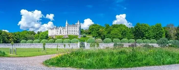 Framed Print : Dunrobin Castle and Gardens, NC500, Scotland, UK Framed Print : Dunrobin Castle and Gardens, NC500, Scotland, UK
