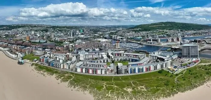 Framed Print : Editorial Swansea, UK - June 19, 2024: An aerial panorama of Swansea City in South Wales UK Framed Print : Editorial Swansea, UK - June 19, 2024: An aerial panorama of Swansea City in South Wales UK