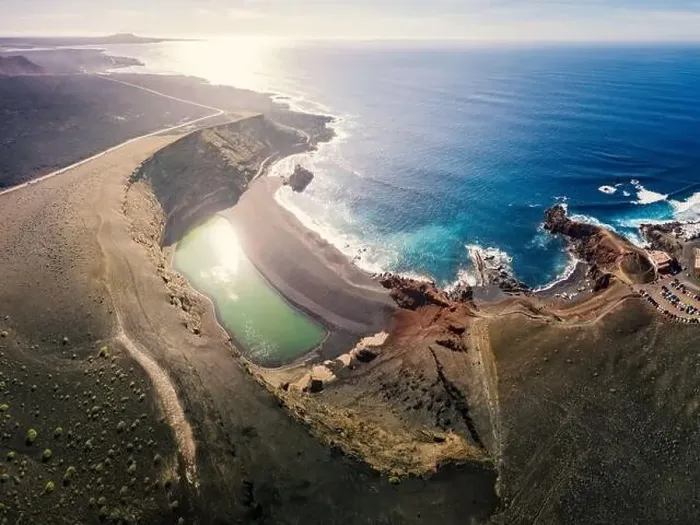 Framed Print : El Golfo green volcanic lake and ocean from above, Lanzarote, Canaries Framed Print : El Golfo green volcanic lake and ocean from above, Lanzarote, Canaries