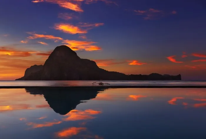 Framed Print : El Nido bay and Cadlao island at sunset, Palawan, Philippines Framed Print : El Nido bay and Cadlao island at sunset, Palawan, Philippines