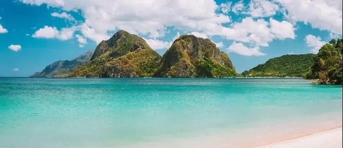 Framed Print : El Nido, Corong Corong beach with massive limestone mountain ridge top with blue lagoon in front. Palawan, Philippines Framed Print : El Nido, Corong Corong beach with massive limestone mountain ridge top with blue lagoon in front. Palawan, Philippines