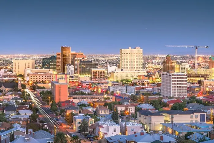 Framed Print : El Paso, Texas, USA downtown city skyline at dusk with Juarez, Mexico in the distance