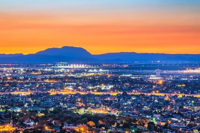 Framed Print : El Paso, Texas, USA downtown city skyline in the morning with mountains Framed Print : El Paso, Texas, USA downtown city skyline in the morning with mountains
