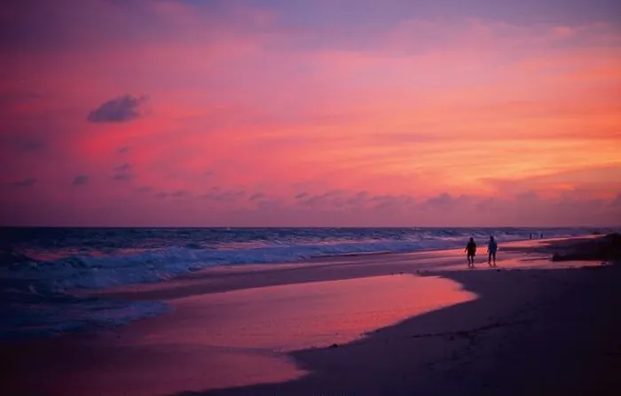 Framed Print : Elbow Beach, Bermuda, Sunset Framed Print : Elbow Beach, Bermuda, Sunset