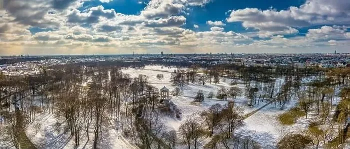 Framed Print : Englischer Garten in winter in Munich, Germany, filmed by a drone Framed Print : Englischer Garten in winter in Munich, Germany, filmed by a drone