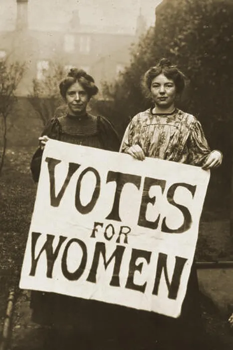 Framed Print : English: WSPU leaders Annie Kenney (left) and Christabel Pankhurst Esperanto: eo:Annie Kenney (maldekstre) kaj eo Framed Print : English: WSPU leaders Annie Kenney (left) and Christabel Pankhurst Esperanto: eo:Annie Kenney (maldekstre) kaj eo