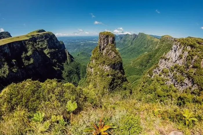 Framed Print : Espraiado Canyon in Urubici, Santa Catarina, Brazil. Aerial view Framed Print : Espraiado Canyon in Urubici, Santa Catarina, Brazil. Aerial view