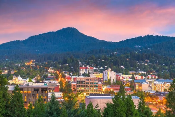Framed Print : Eugene, Oregon, USA downtown cityscape at dusk Framed Print : Eugene, Oregon, USA downtown cityscape at dusk