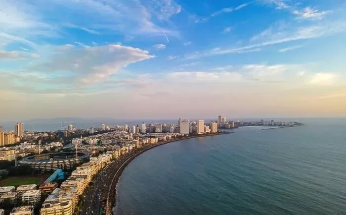 Framed Print : Evening sunset at Marine Drive, Nariman Point - Mumbai Framed Print : Evening sunset at Marine Drive, Nariman Point - Mumbai