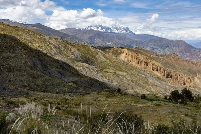 Framed Print : Exploring the beautiful Palca Canyon, a natural sight in the surroundings of La Paz, Bolivia - Traveling South America Framed Print : Exploring the beautiful Palca Canyon, a natural sight in the surroundings of La Paz, Bolivia - Traveling South America