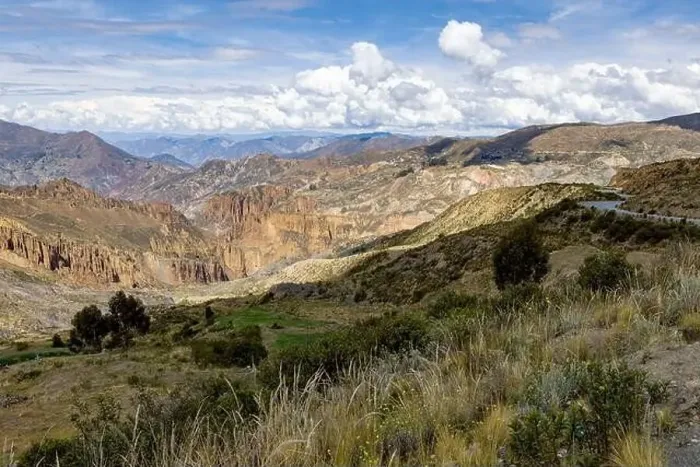 Framed Print : Exploring the beautiful Palca Canyon, a natural sight in the surroundings of La Paz, Bolivia - Traveling South America Framed Print : Exploring the beautiful Palca Canyon, a natural sight in the surroundings of La Paz, Bolivia - Traveling South America