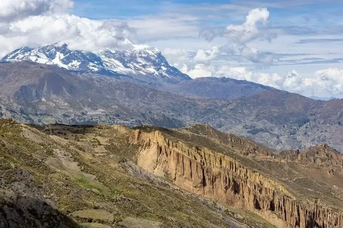Framed Print : Exploring the beautiful Palca Canyon, a natural sight in the surroundings of La Paz, Bolivia - Traveling South America Framed Print : Exploring the beautiful Palca Canyon, a natural sight in the surroundings of La Paz, Bolivia - Traveling South America