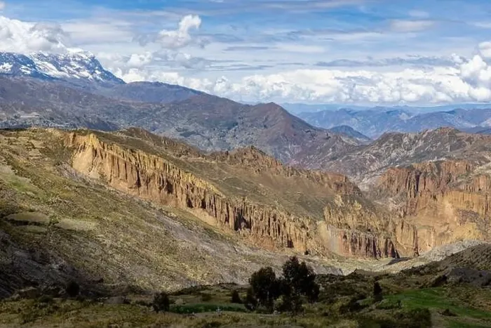Framed Print : Exploring the beautiful Palca Canyon, a natural sight in the surroundings of La Paz, Bolivia - Traveling South America Framed Print : Exploring the beautiful Palca Canyon, a natural sight in the surroundings of La Paz, Bolivia - Traveling South America