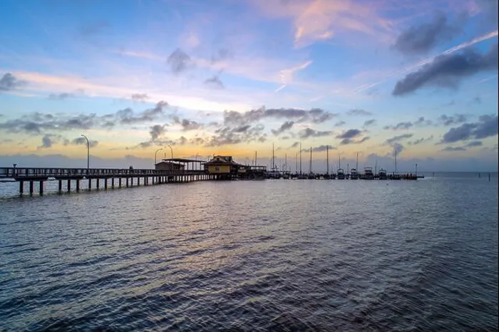 Framed Print : The Fairhope pier on Mobile bay at sunset Framed Print : The Fairhope pier on Mobile bay at sunset
