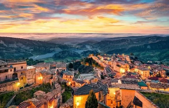 Framed Print : Fantastic red sky above Stilo town. Unbelievable spring scene of Apulia, Italy, Europe. Traveling concept background Framed Print : Fantastic red sky above Stilo town. Unbelievable spring scene of Apulia, Italy, Europe. Traveling concept background