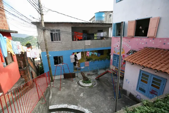 Framed Print : Favela houses and nursery, Rio de Janeiro, Brazil, South America Framed Print : Favela houses and nursery, Rio de Janeiro, Brazil, South America