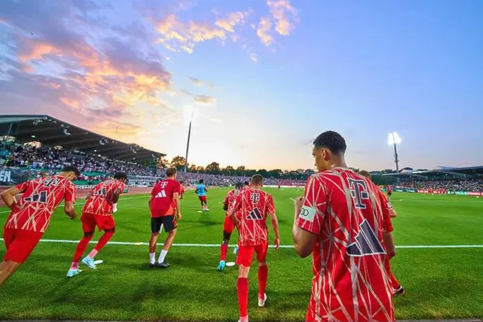 Framed Print : FCB team at warm-up, Jamal MUSIALA