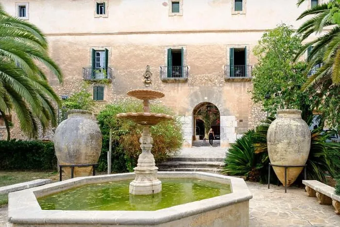 Framed Print : finca Sarria, , Establiments, Mallorca, balearic islands, spain, europe Framed Print : finca Sarria, , Establiments, Mallorca, balearic islands, spain, europe