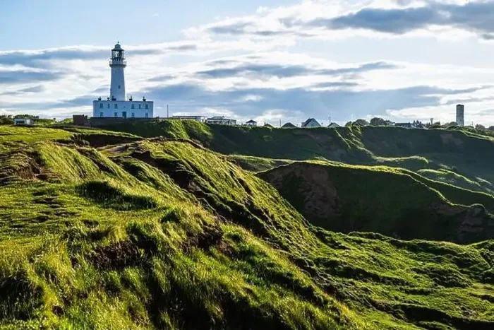 Framed Print : Flamborough Lighthouse, Flamborough, Yorkshire, England Framed Print : Flamborough Lighthouse, Flamborough, Yorkshire, England