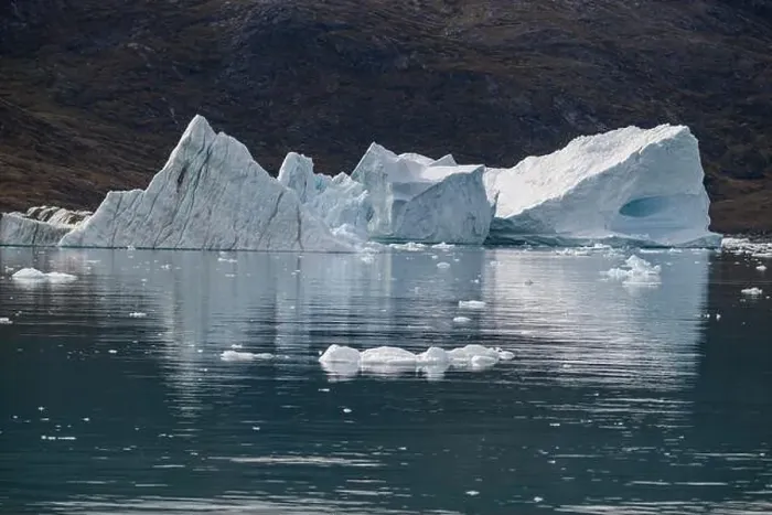 Framed Print : Floating iceberg near the Eqi glacier, Ilulissat, Western Greenland, Denmark, Polar Regions Framed Print : Floating iceberg near the Eqi glacier, Ilulissat, Western Greenland, Denmark, Polar Regions