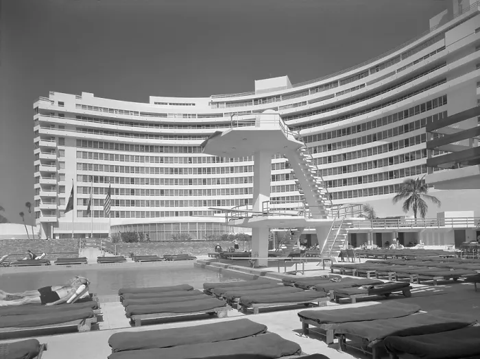Framed Print : Fontainebleau Hotel, Miami Beach, Florida. Abstract / medium: Gottscho-Schleisner Collection Framed Print : Fontainebleau Hotel, Miami Beach, Florida. Abstract / medium: Gottscho-Schleisner Collection