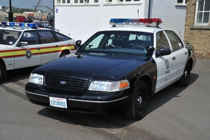 Framed Print : Ford Crown Victoria P71 Police Interceptor American Police car Framed Print : Ford Crown Victoria P71 Police Interceptor American Police car