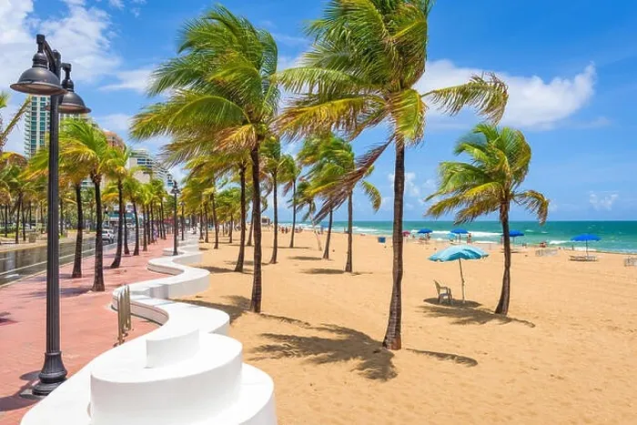 Framed Print : Fort Lauderdale, Florida, USA at the Beach Framed Print : Fort Lauderdale, Florida, USA at the Beach