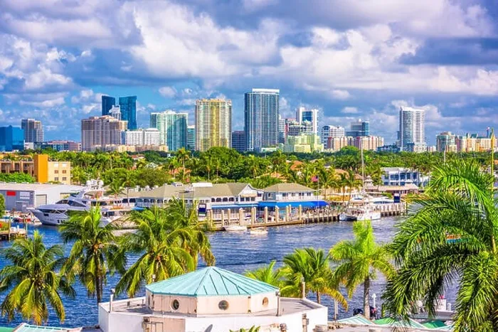 Framed Print : Fort Lauderdale, Florida, USA skyline Framed Print : Fort Lauderdale, Florida, USA skyline