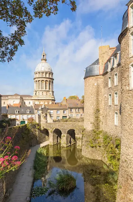 Framed Print : Fortified city of Boulogne-sur-Mer, bridge to castle in foreground, dome of Basilica in background Framed Print : Fortified city of Boulogne-sur-Mer, bridge to castle in foreground, dome of Basilica in background